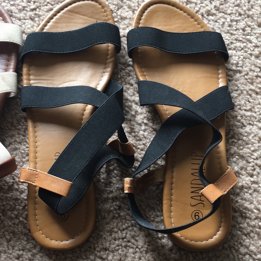 Sandals - Picture 3 of 4